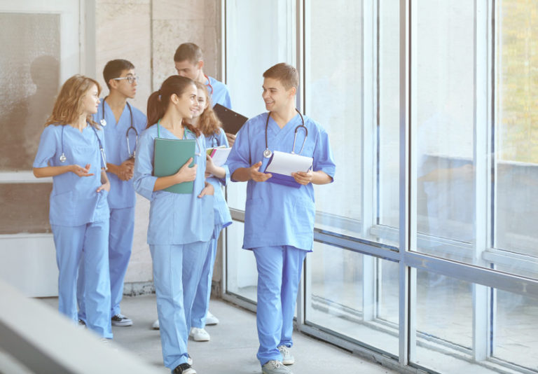Inscription en fac de médecine en Roumanie tout ce que vous devez savoir FORMATION LIBRE Le